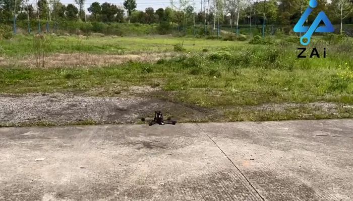 FPV дрон со едно копче за враќање и камера за ноќно гледање за цивилни научни истражувања.